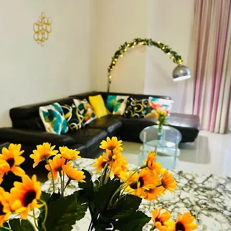 Seaside Spinola In St Julians, Queen Beds شقة سانت جوليان