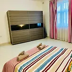 Appartamento Seaside Spinola In St Julians, Queen Beds