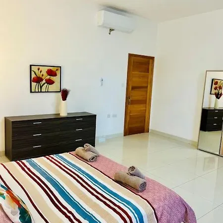 Seaside Spinola In St Julians, Queen Beds Saint Julian's