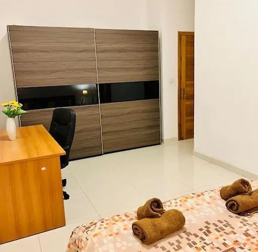 Seaside Spinola In St Julians, Queen Beds 아파트 Saint Julian's