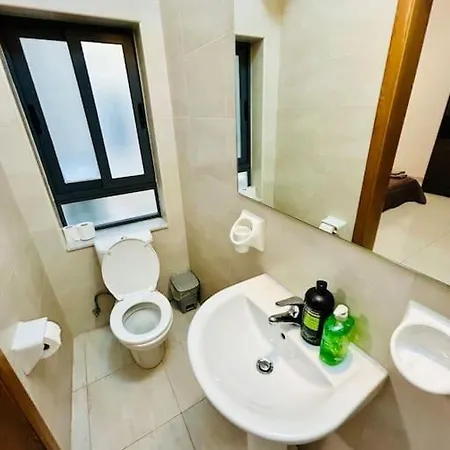 Apartamento Seaside Spinola In St Julians, Queen Beds *